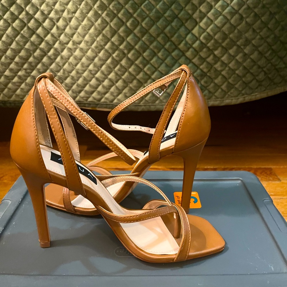 Camel color straps sandals. Brand new 61/2